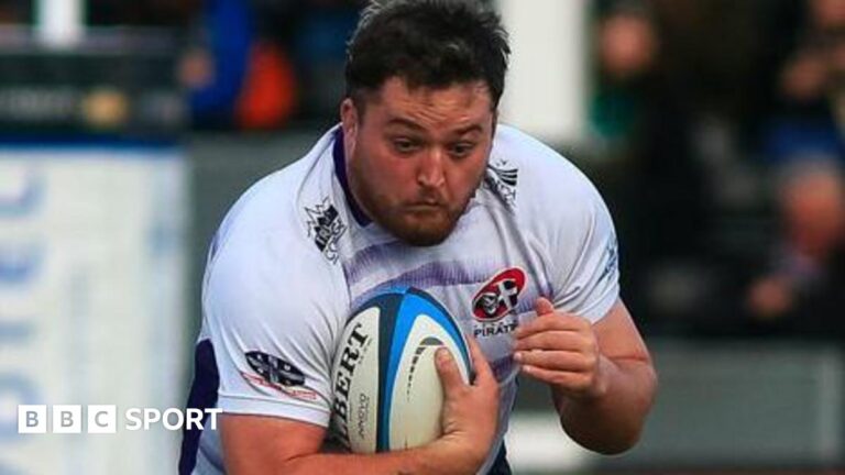 Cornish Pirates Land Gloucester Prop Petch for 2025-26