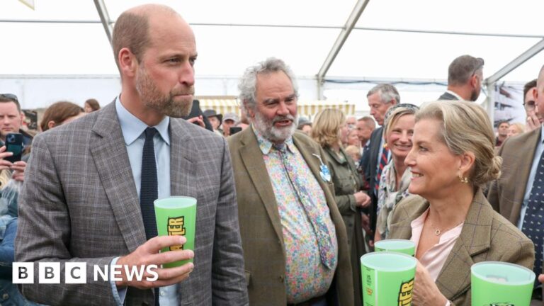 Prince attends local festival, meets residents