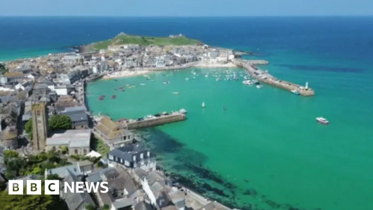 Cornwall's Second Home Crackdown: New Airbnb Rules?