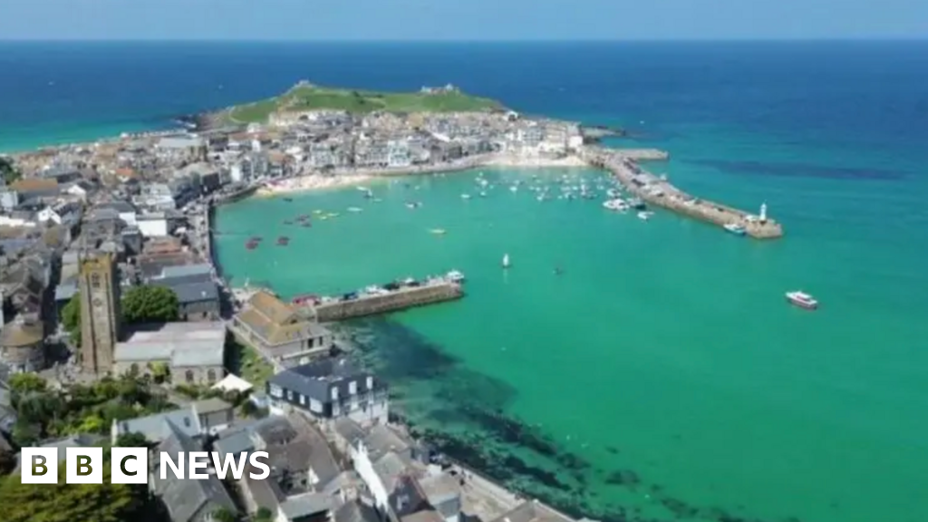 Cornwall's Second Home Crackdown: New Airbnb Rules?